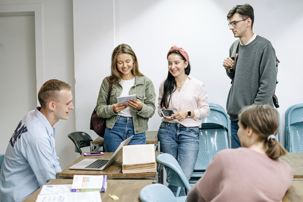 Phần mềm CRM giáo dục đào tạo giúp tiết kiệm tối đa chi phí?